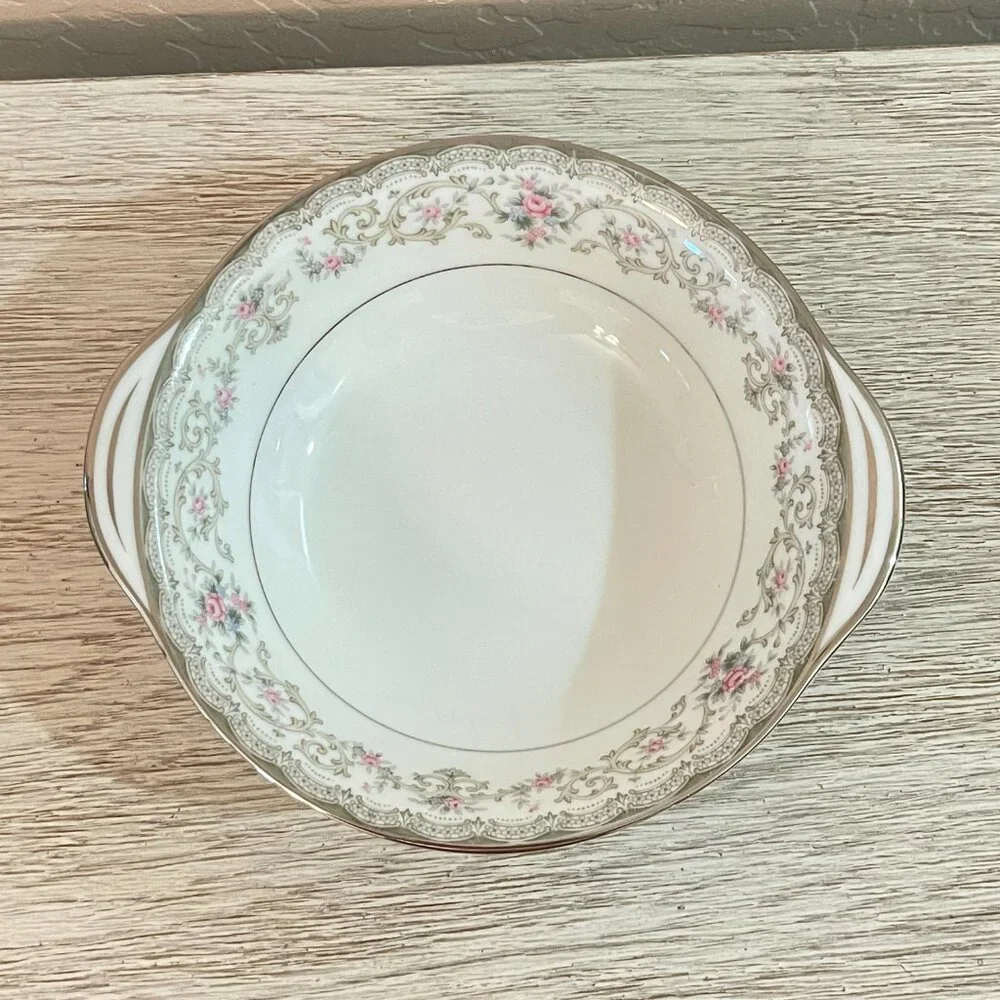 Noritake China Edgewood 5807 Lugged Bowl Cereal Handles Rose Floral 6 Available